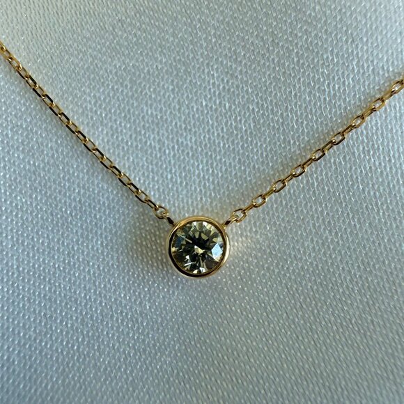 Natural Bezel Set Diamond Pendant Necklace / 18K Solid Gold / 16in Cable Chain - Picture 6 of 13